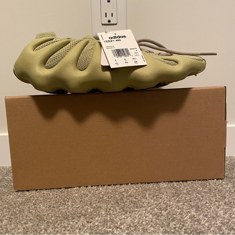 Yeezy 450 Resin - Size 9 1/2